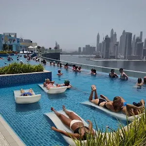 7 Palm Jumeirah Дубай