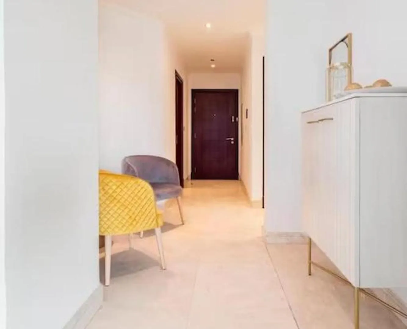 Spacious 2-Bedroom Beachfront Apartment With Pool Dubai United Arab Emirates