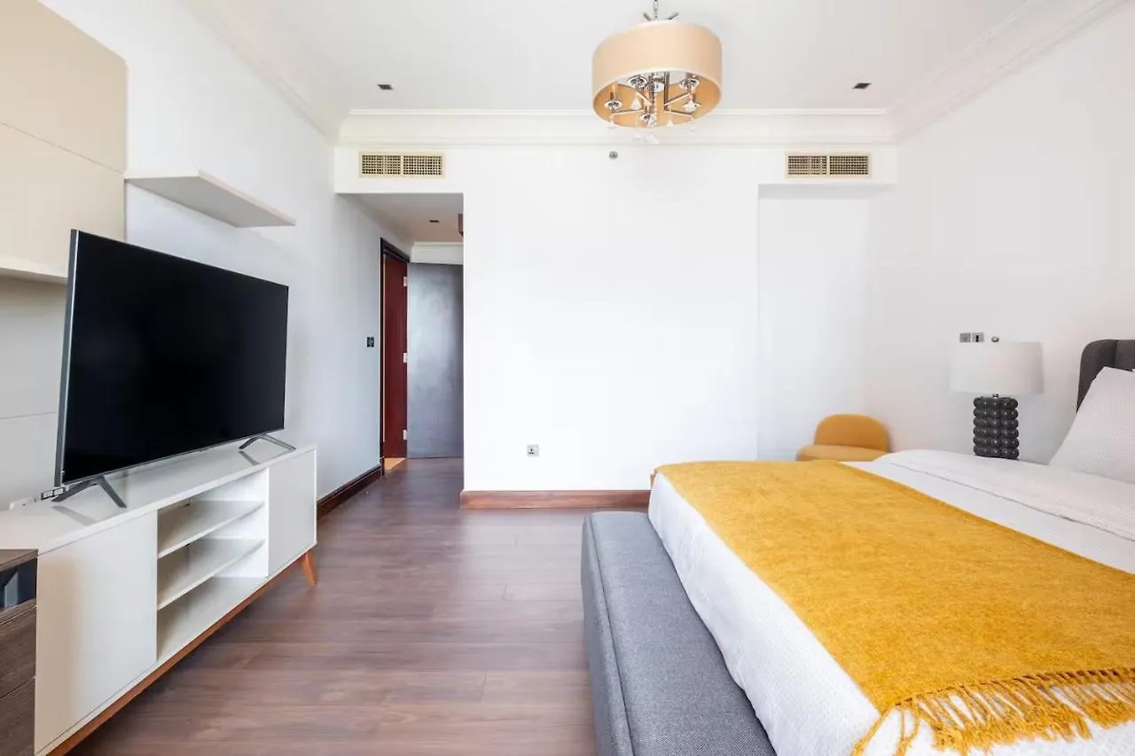 Spacious 2-Bedroom Beachfront Apartment With Pool Dubai United Arab Emirates