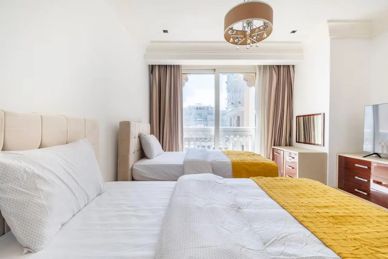 Spacious 2-Bedroom Beachfront Apartment With Pool Дубай
